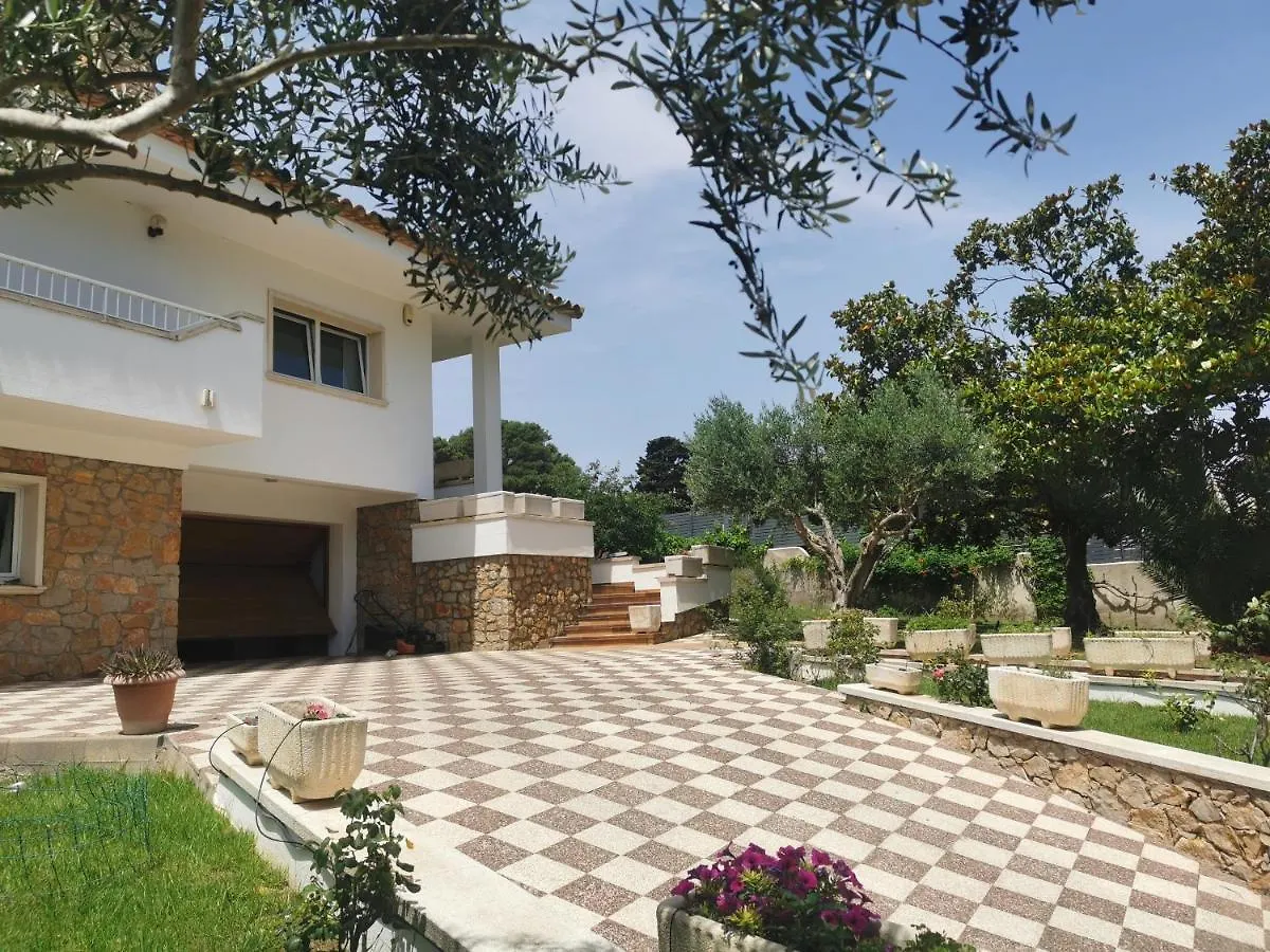 Villa En El Centro Con Vistas Al Mar L'Escala Spain